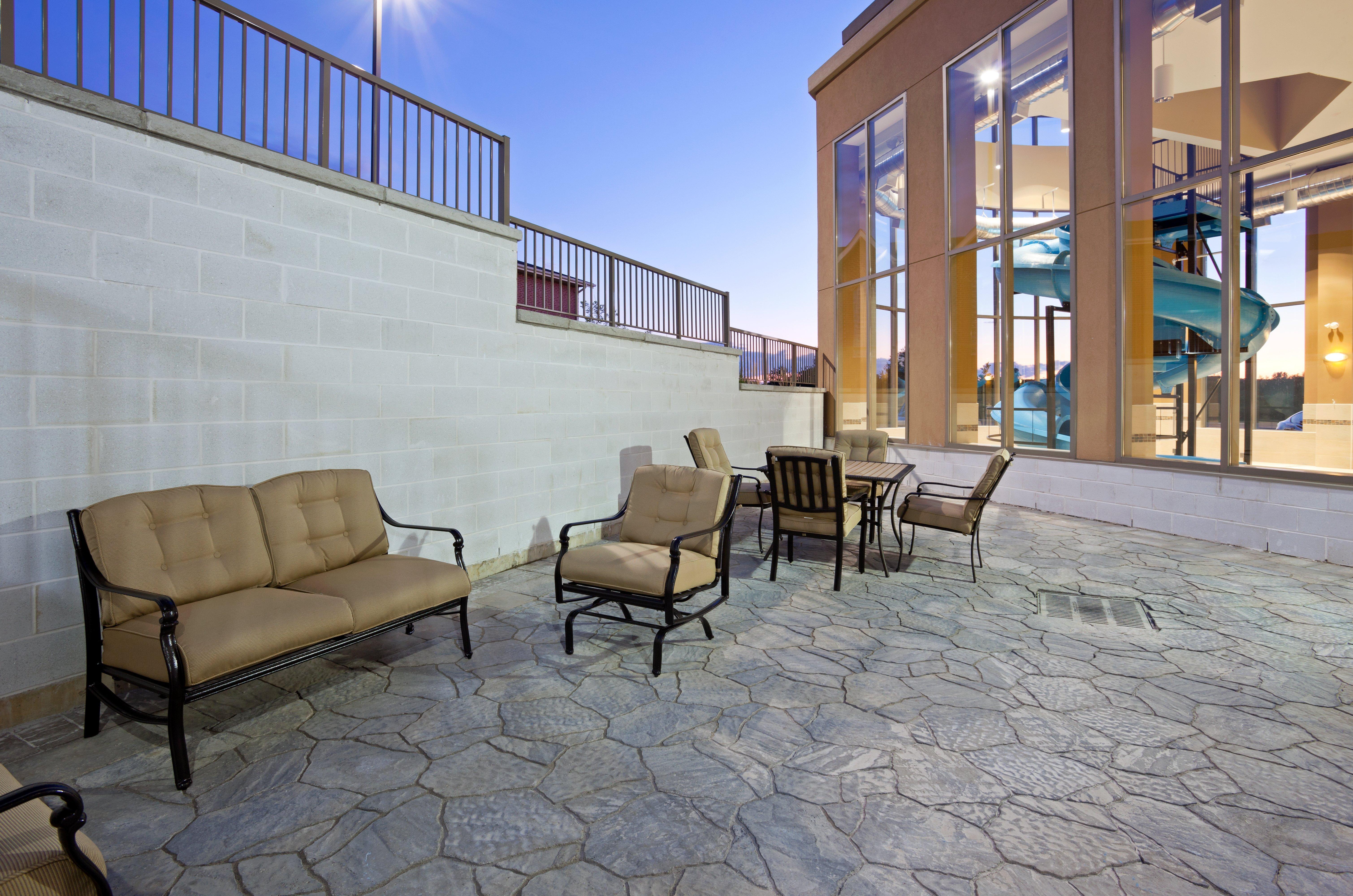Holiday Inn Express & Suites - Woodstock, On Canada מראה חיצוני תמונה