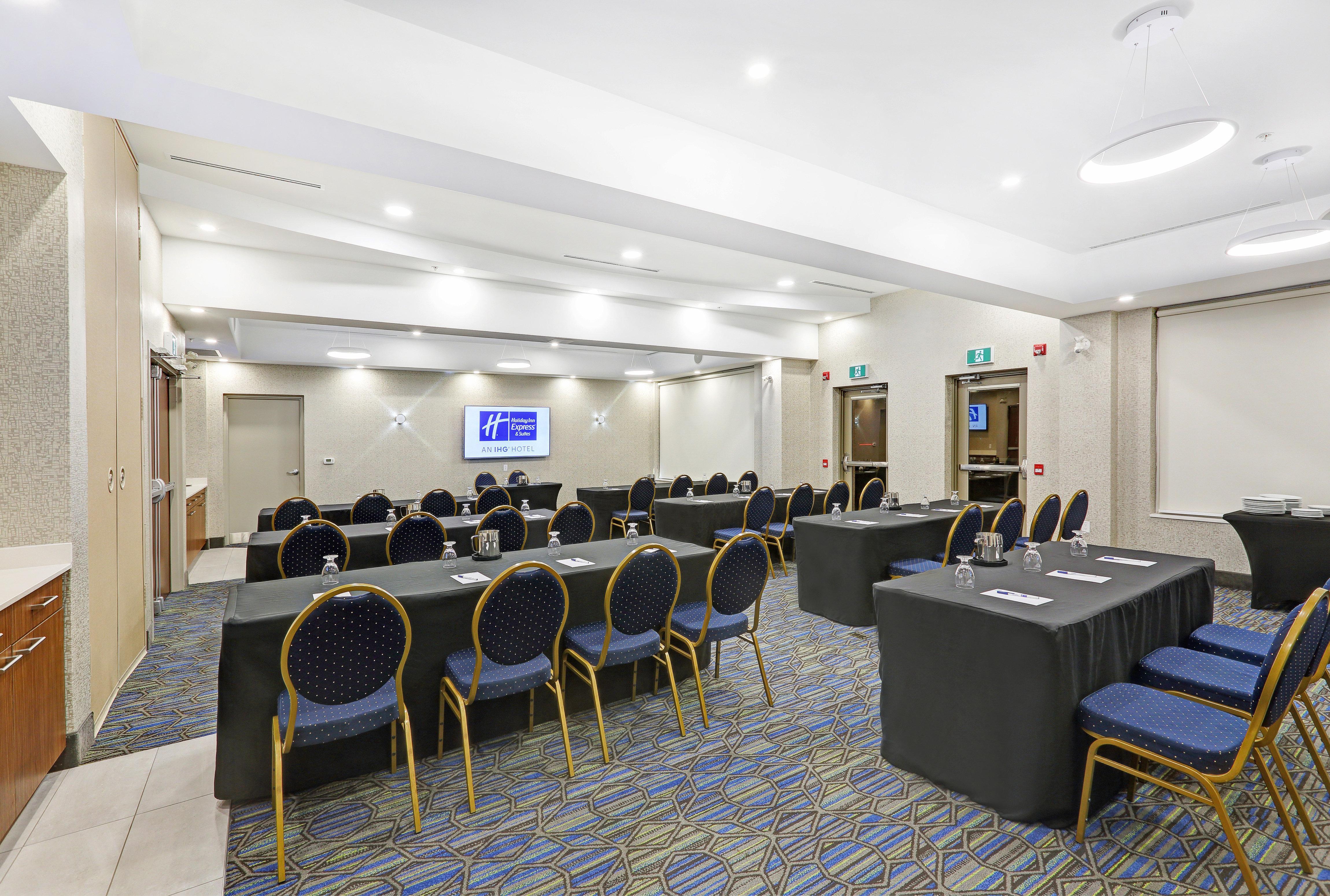 Holiday Inn Express & Suites - Woodstock, On Canada מראה חיצוני תמונה